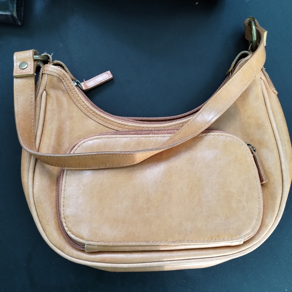 3 purses - Picture 8 of 9